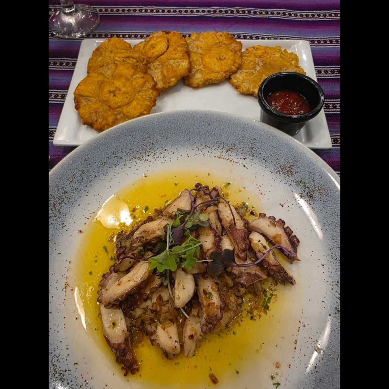 Pulpo al Ajillo
