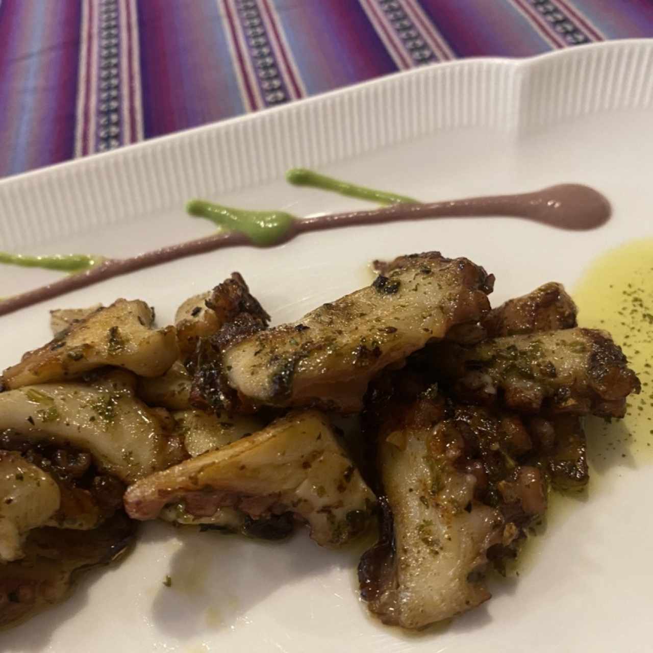 Entradas Calientes - Pulpo al Carbón