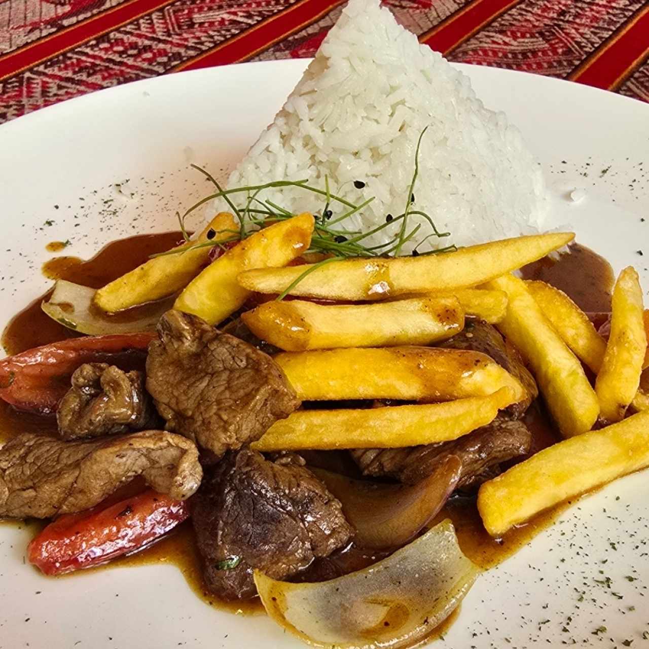 Lomo Saltado