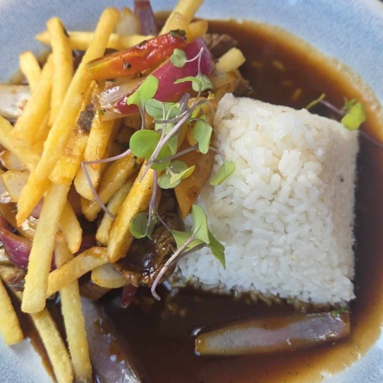Lomo Saltado