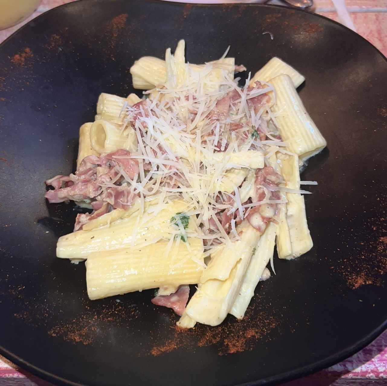 Mac and cheese rigatone