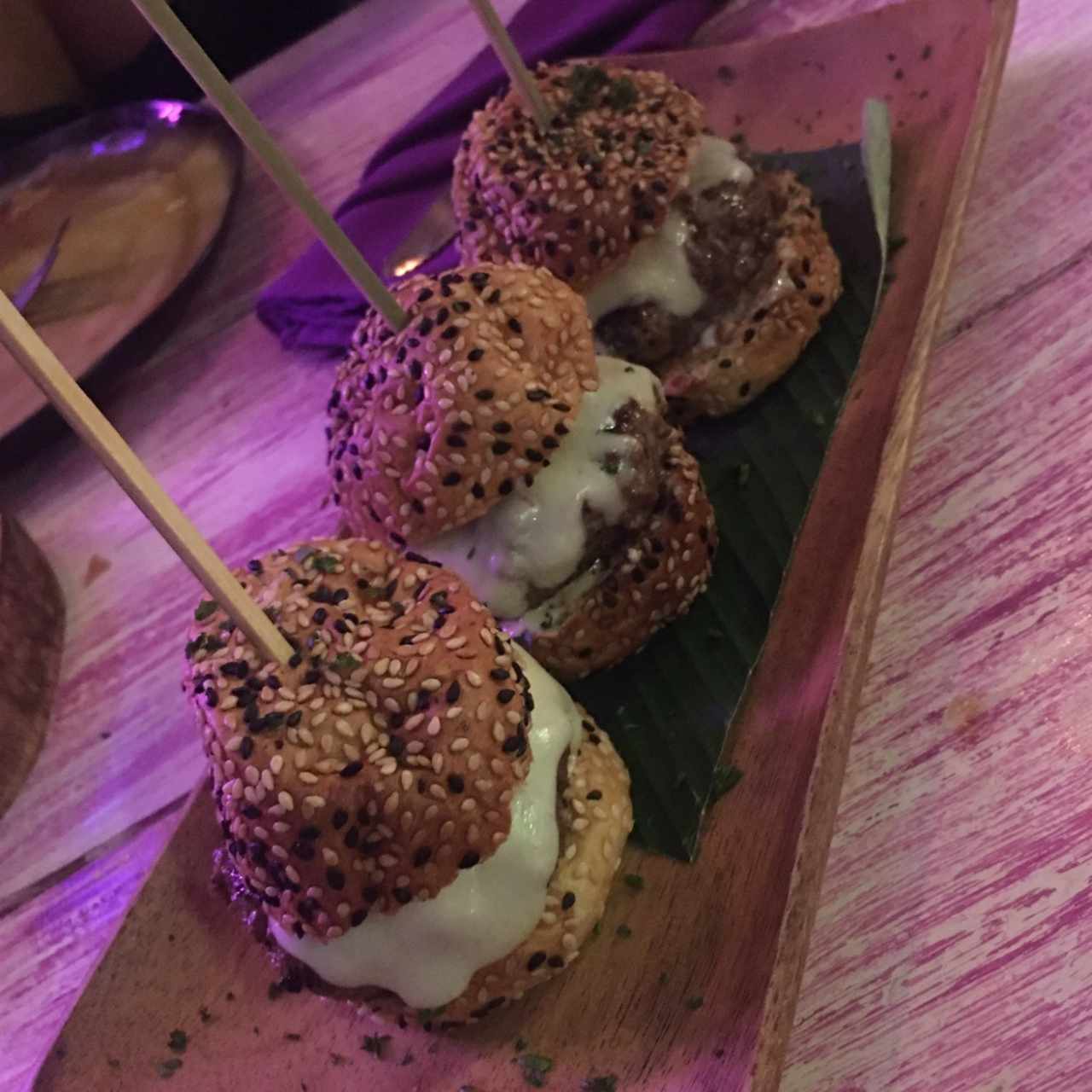 Trío de hamburguesas 
