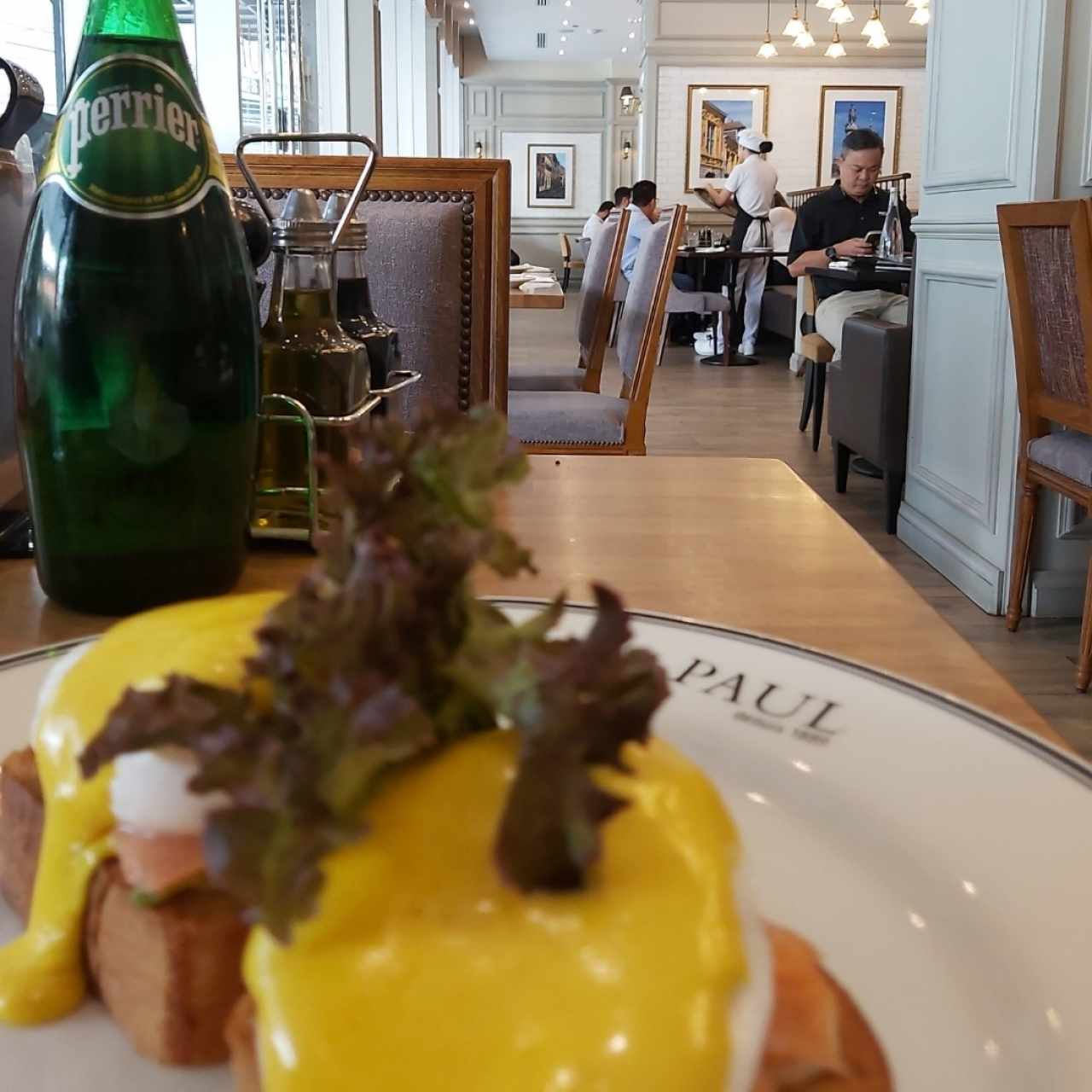 Huevos Benedictinos con Salmón 