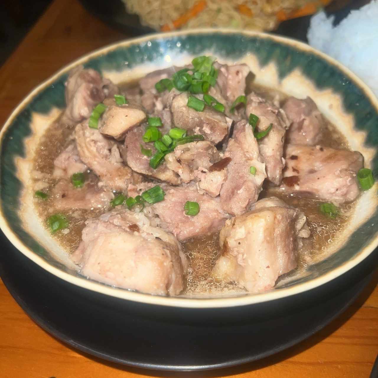 29. Costillita de cerdo en salsa de frijoles negros