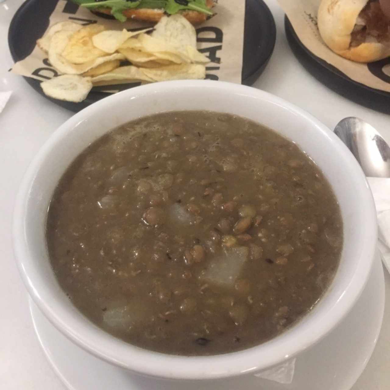 sopa de lentejas