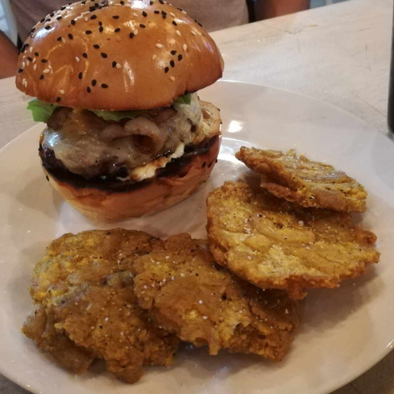 hamburguesa de la casa
