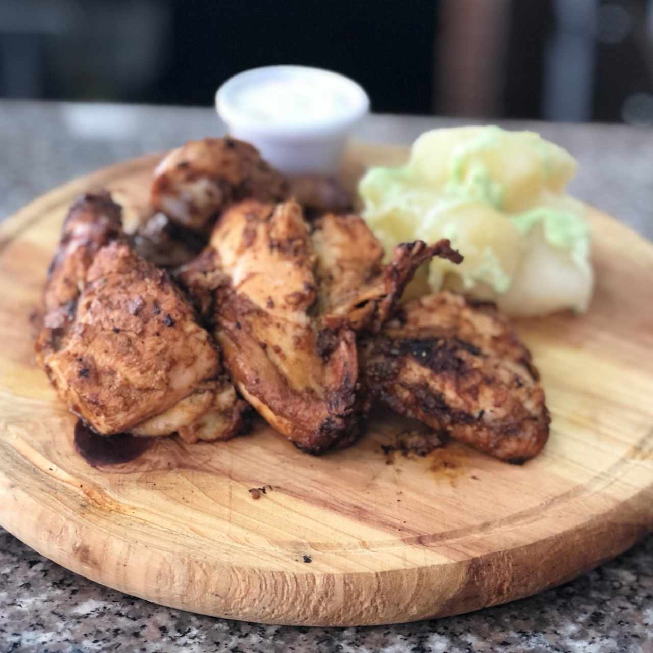 medio pollo al carbon