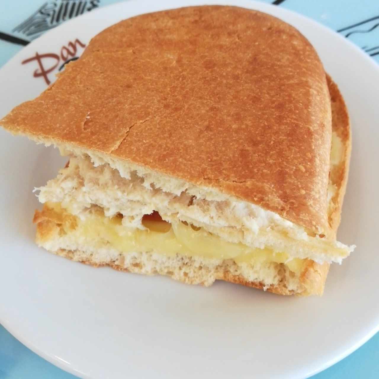 Emparedado de Pollo Desmechado