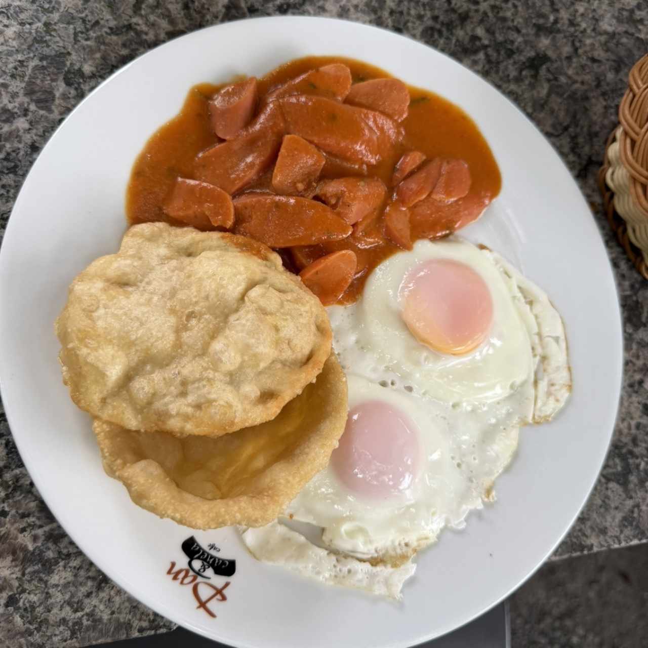 Desayuno Tipico