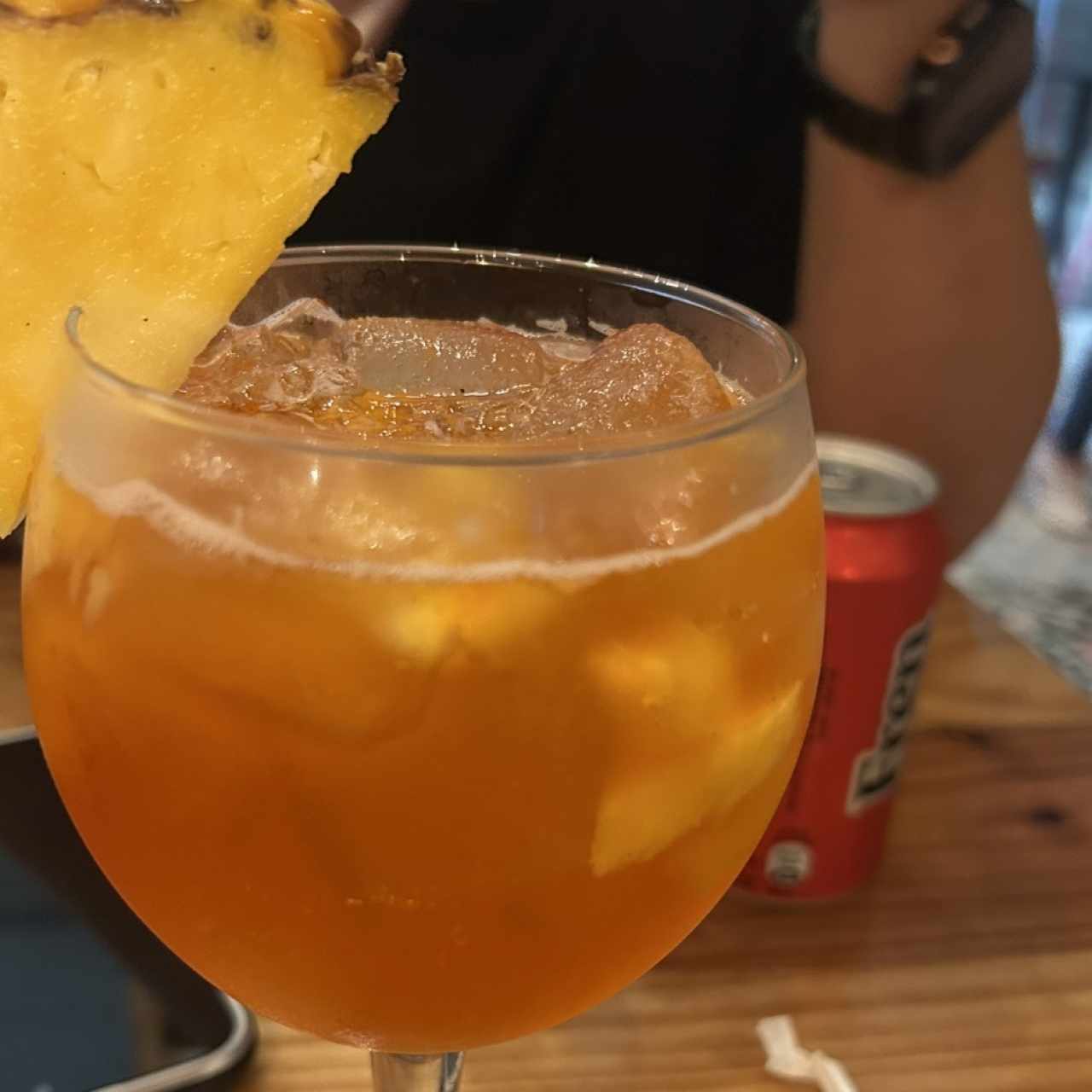 Pineapple spritz
