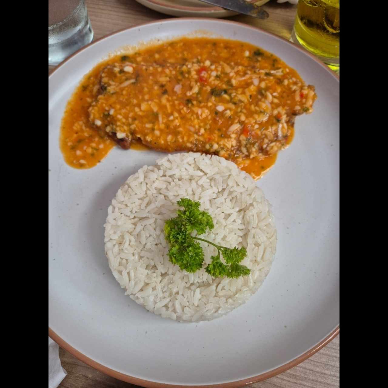 Filete de Pescado en Salsa Escabeche