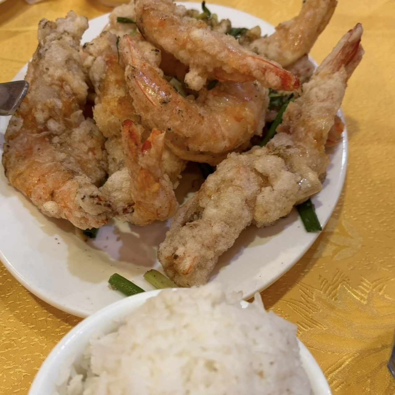 Langostinos fritos/salteados con ajo 