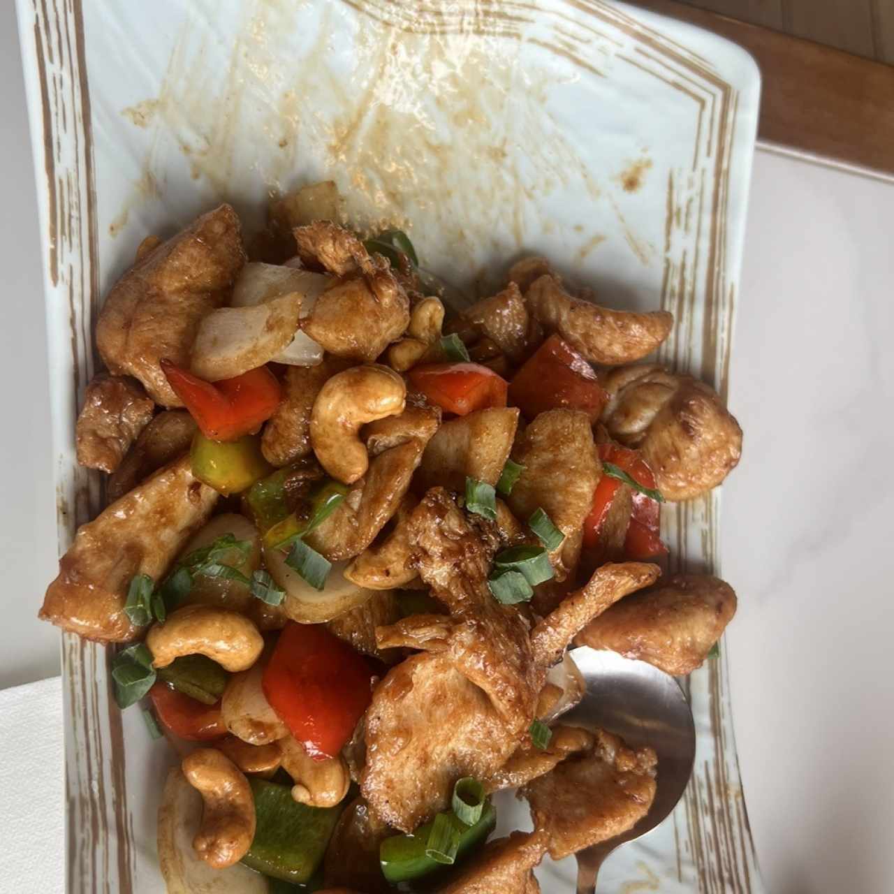 Pollo Con Pepitas De Marañon