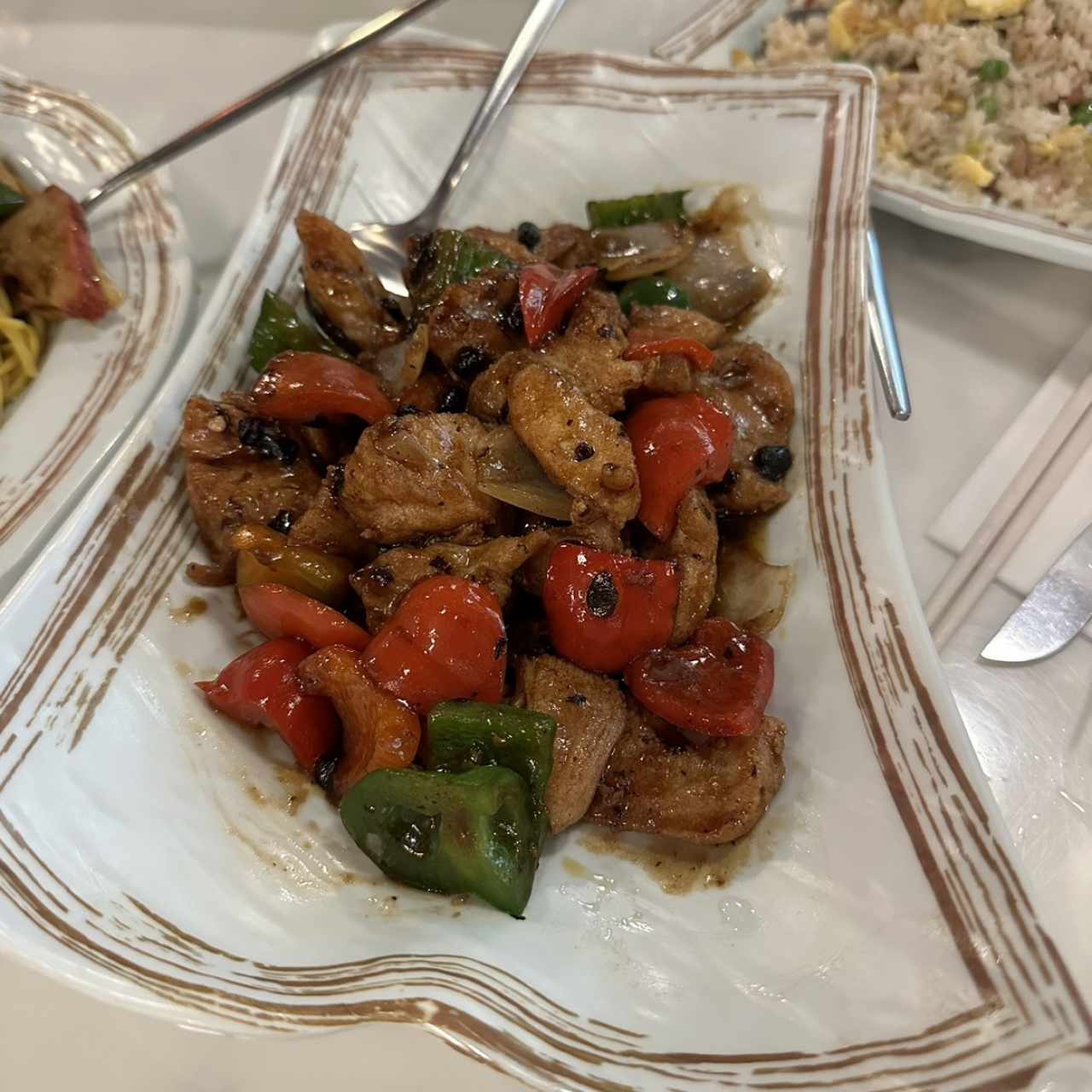 Pollo en Salsa de Frijoles Negros