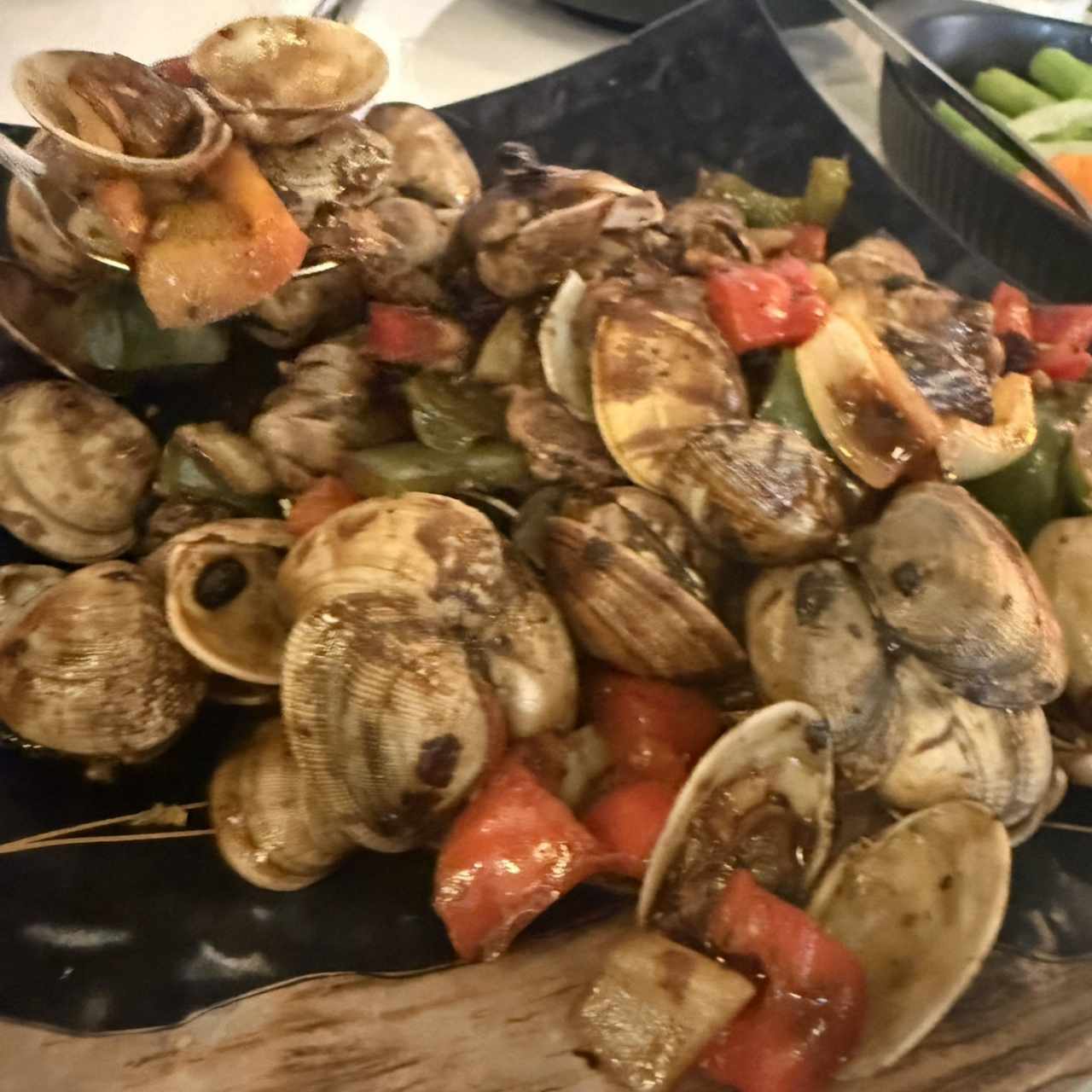 Almejas en salsa de Jengibre y cebollina