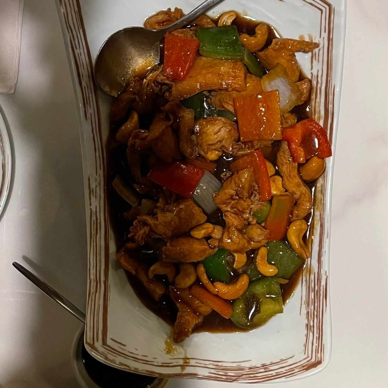 Pollo Con Pepitas De Marañon