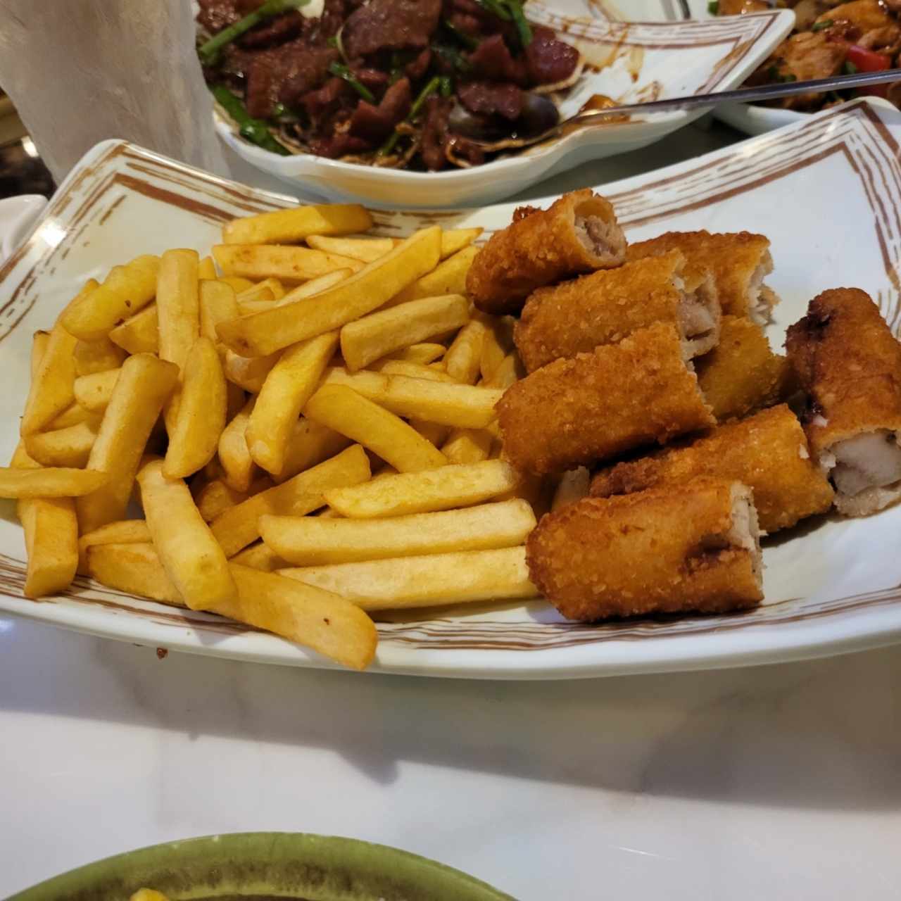 Deditos de pescado con papas