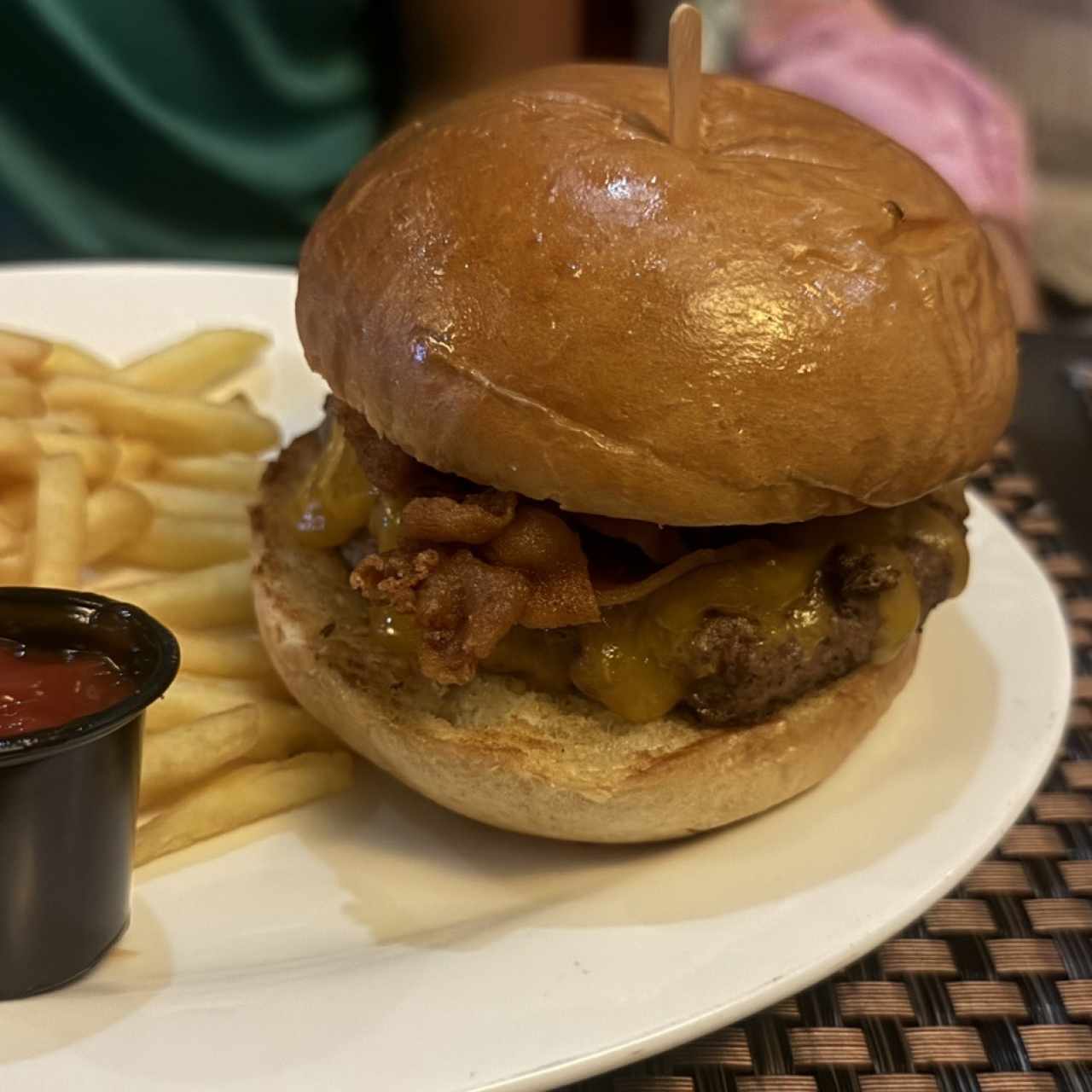 Hamburguesas - Classic Burger