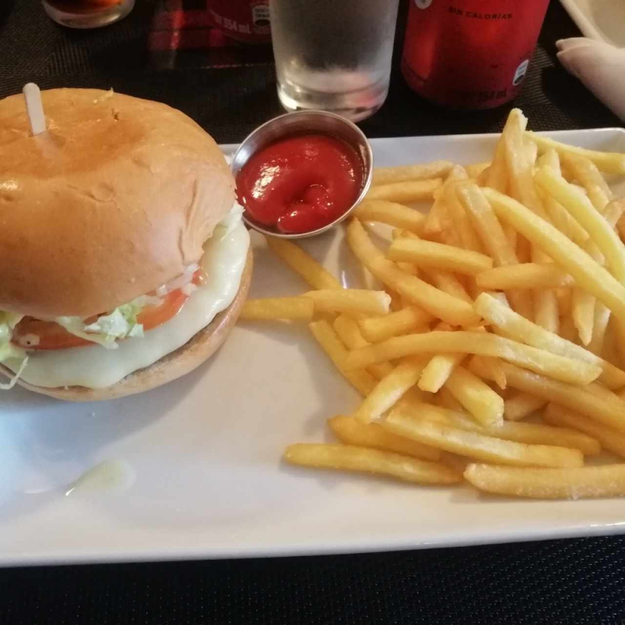 Menú lunch, hamburguesa 