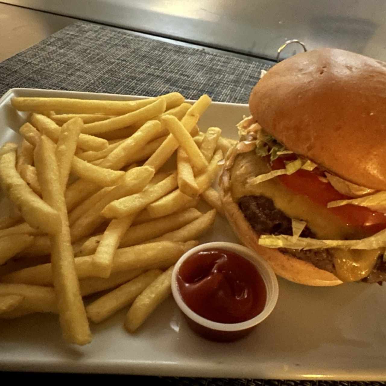 Hamburguesas - Classic Burger