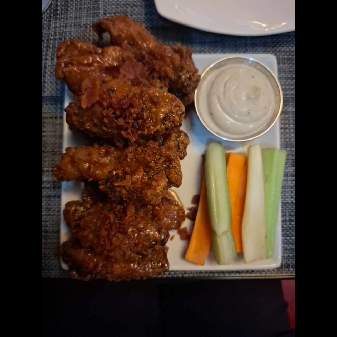 wings caramelo