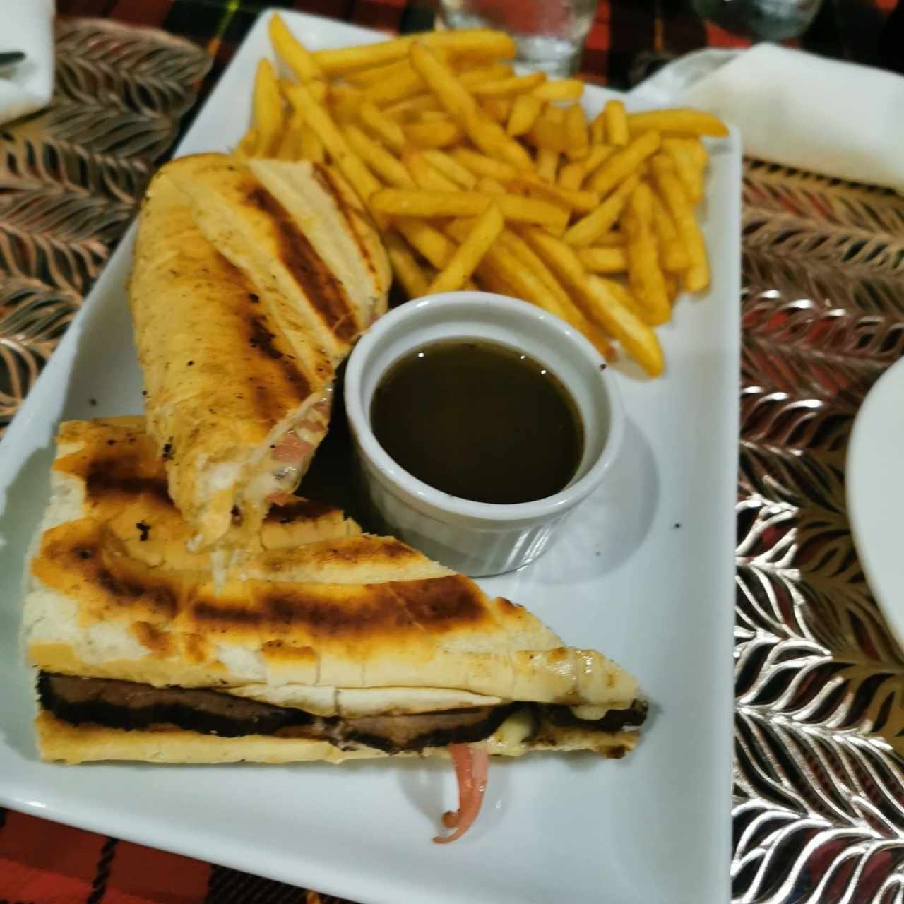 Hamburguesas - Roast Beef Panini