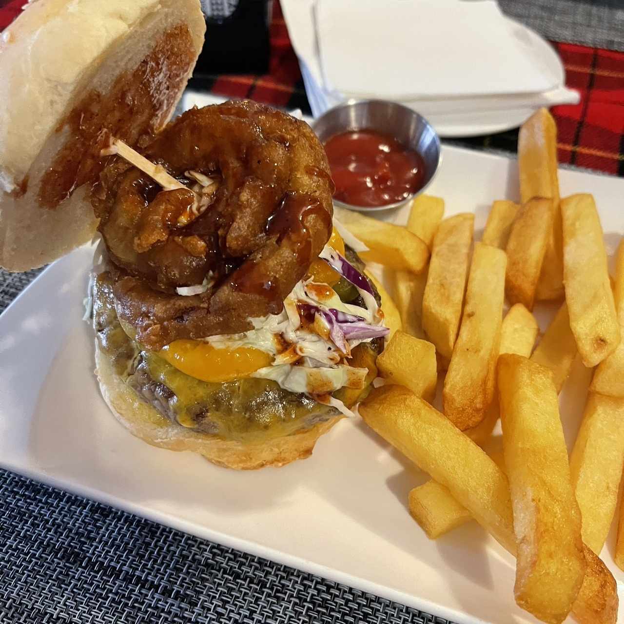 Coo Coo Q (El Primo Loco) Burger