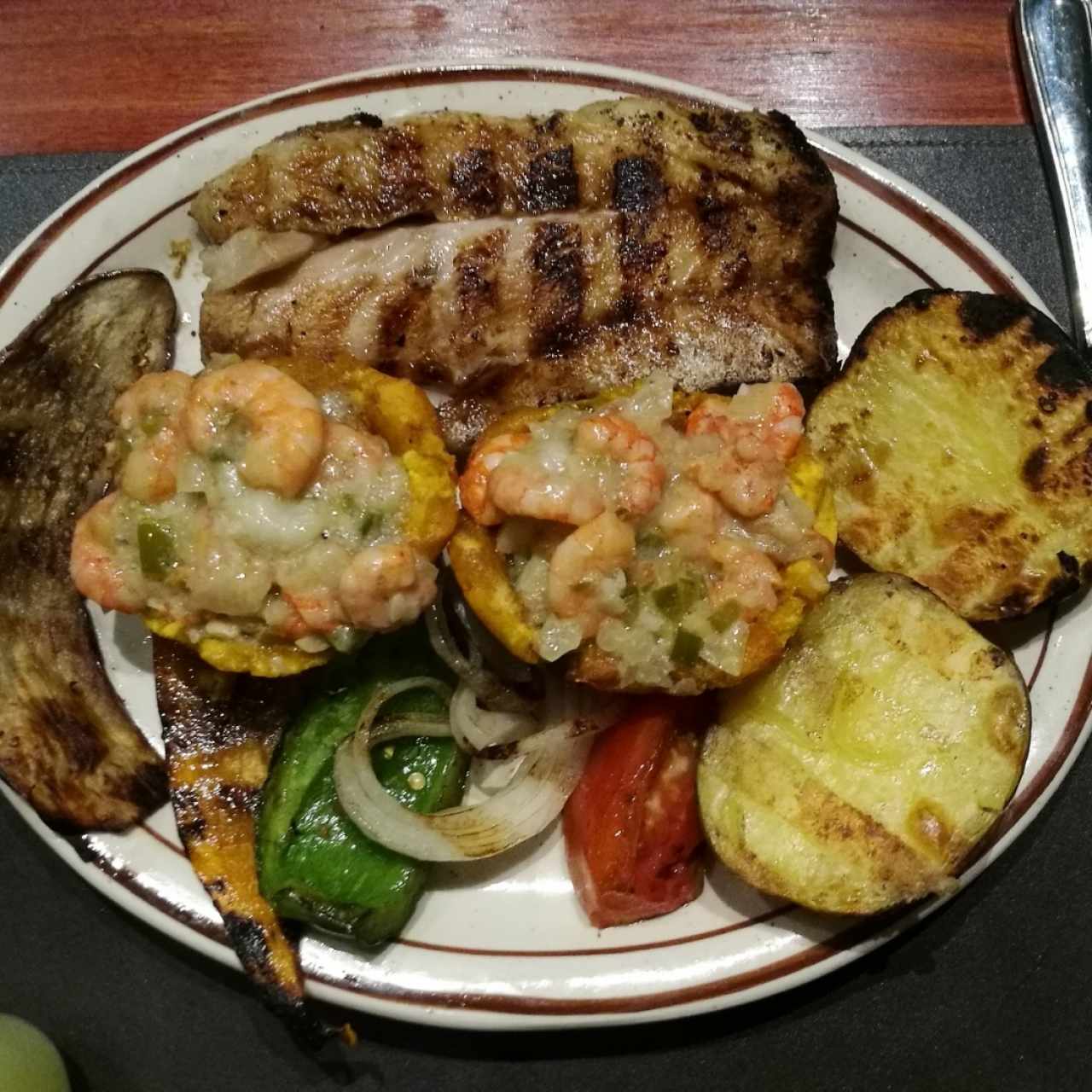 Mixto de Corvina y Camarones