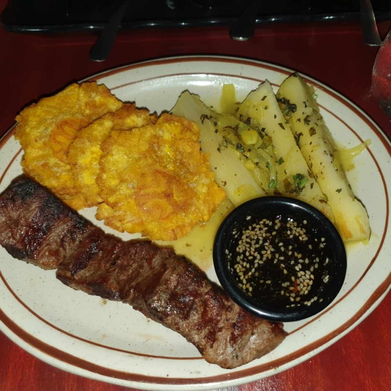 filete con su salsa teriyaki aparte