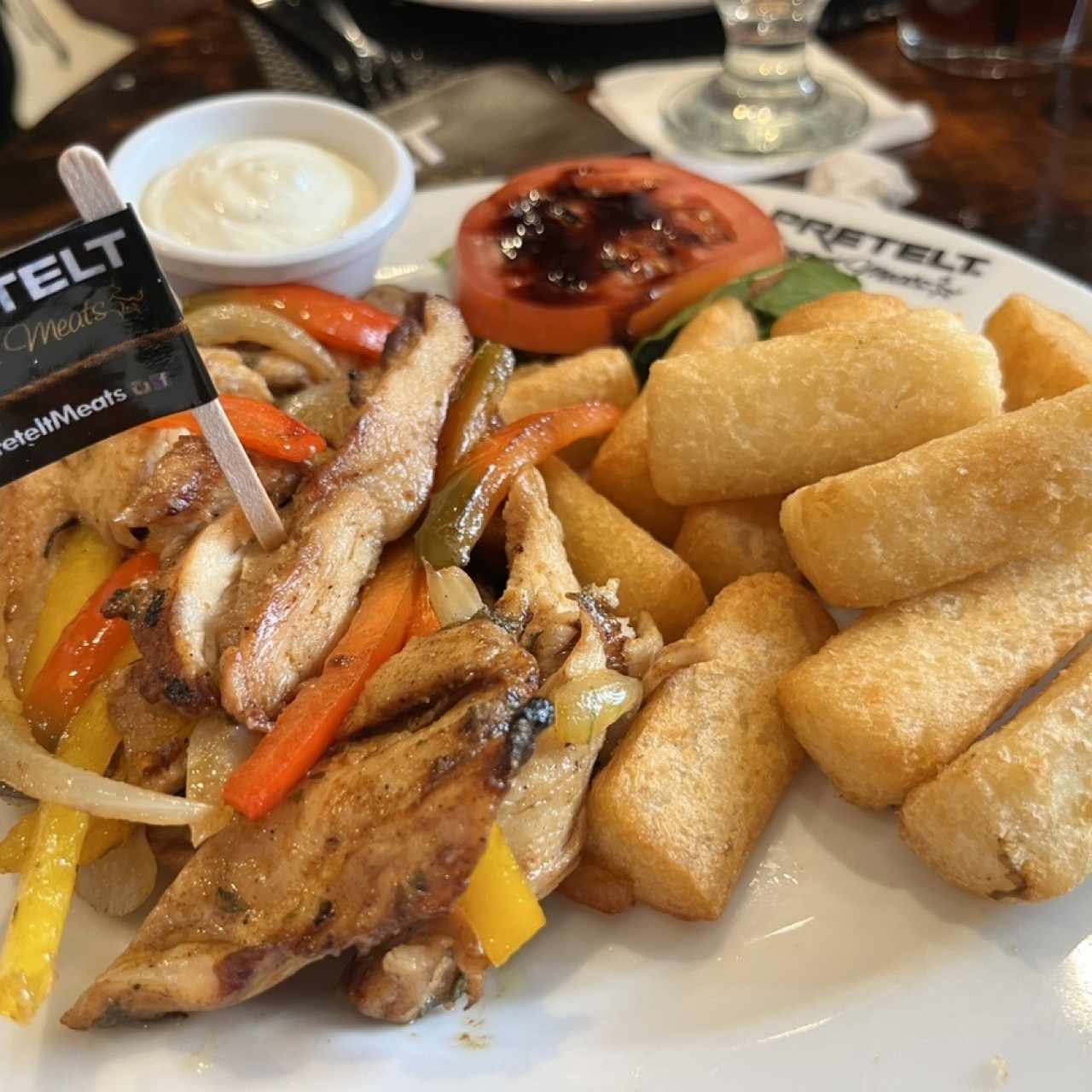 MENÚ EJECUTIVO - FAJITAS DE POLLO