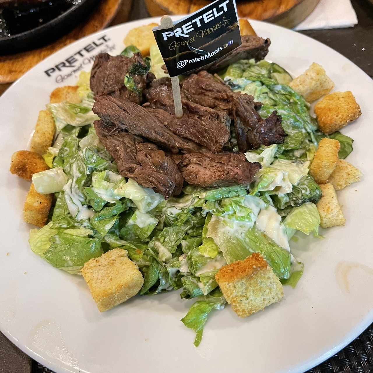 ENSALADAS - CAESAR DE CARNE