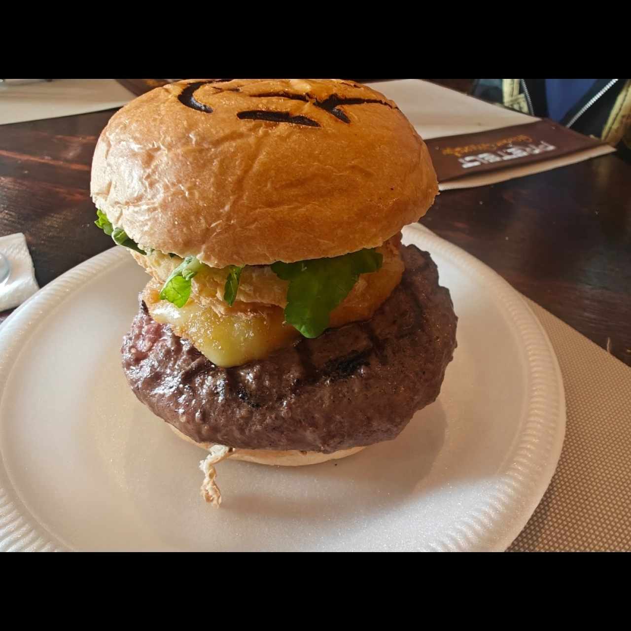 HAMBURGUESAS - PACHOS BURGUER