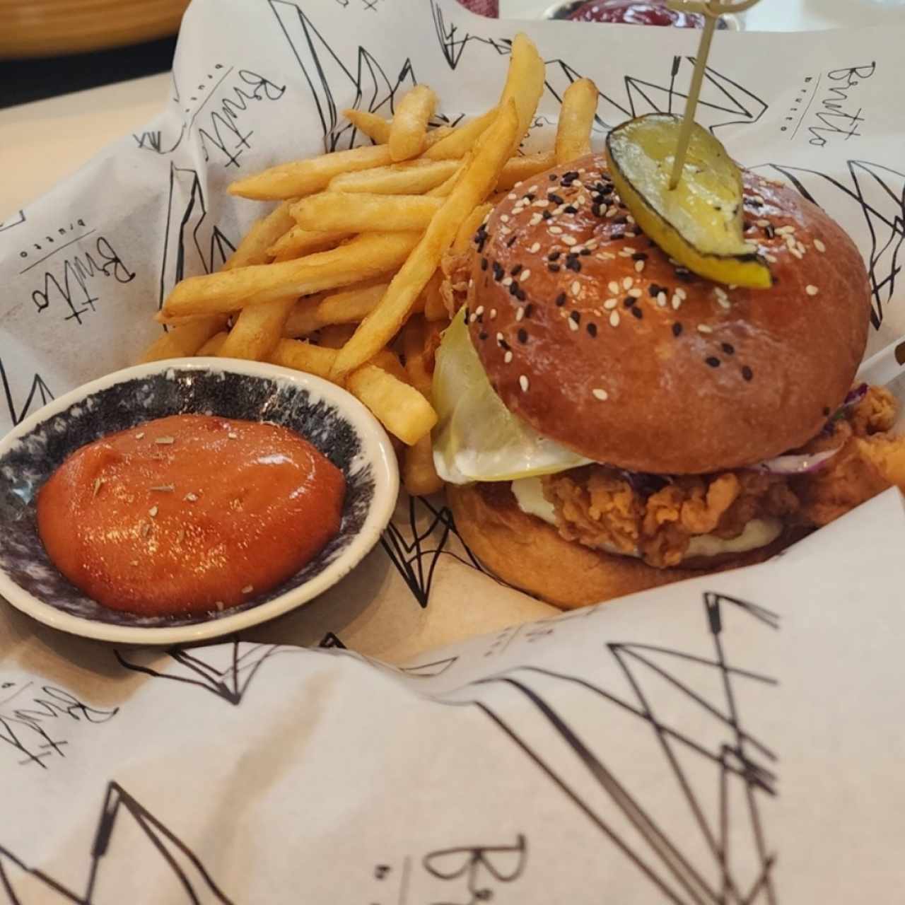 CHICKEN SANDWICH