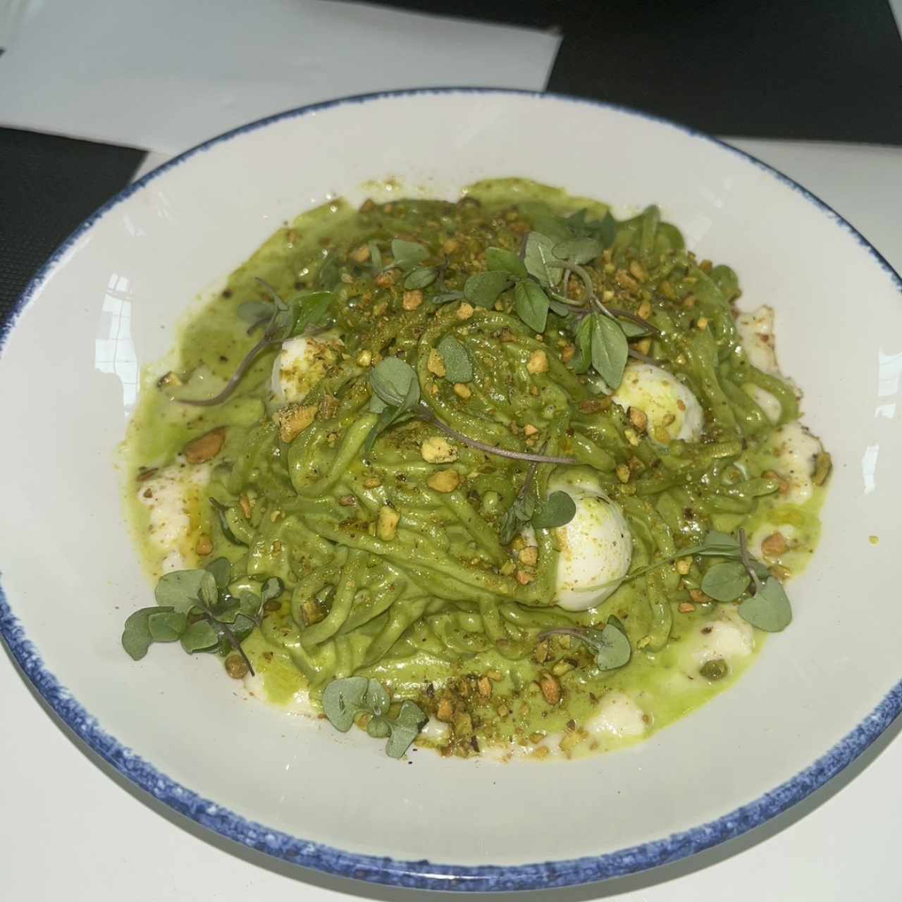 SPAGHETTI PESTO
