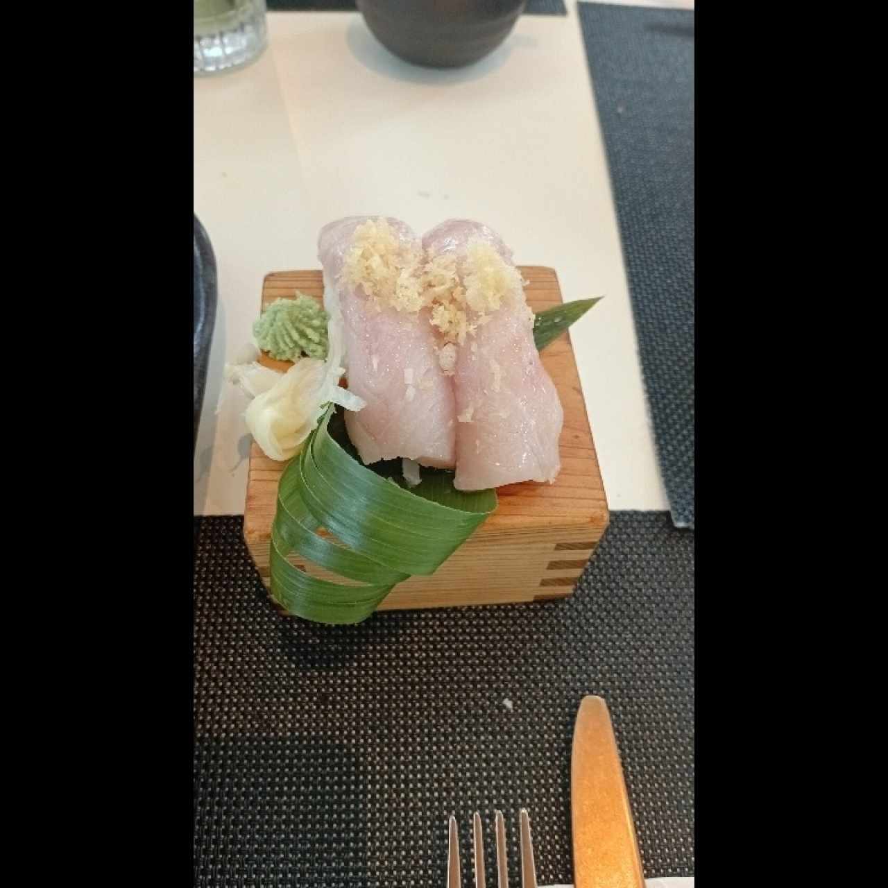 Niguiris (2 piezas) - HAMACHI