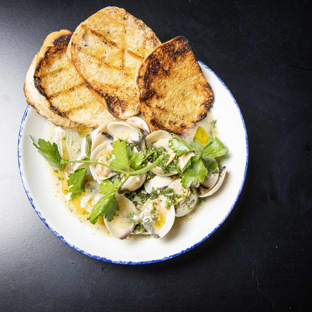 VONGOLE & CIABATTA