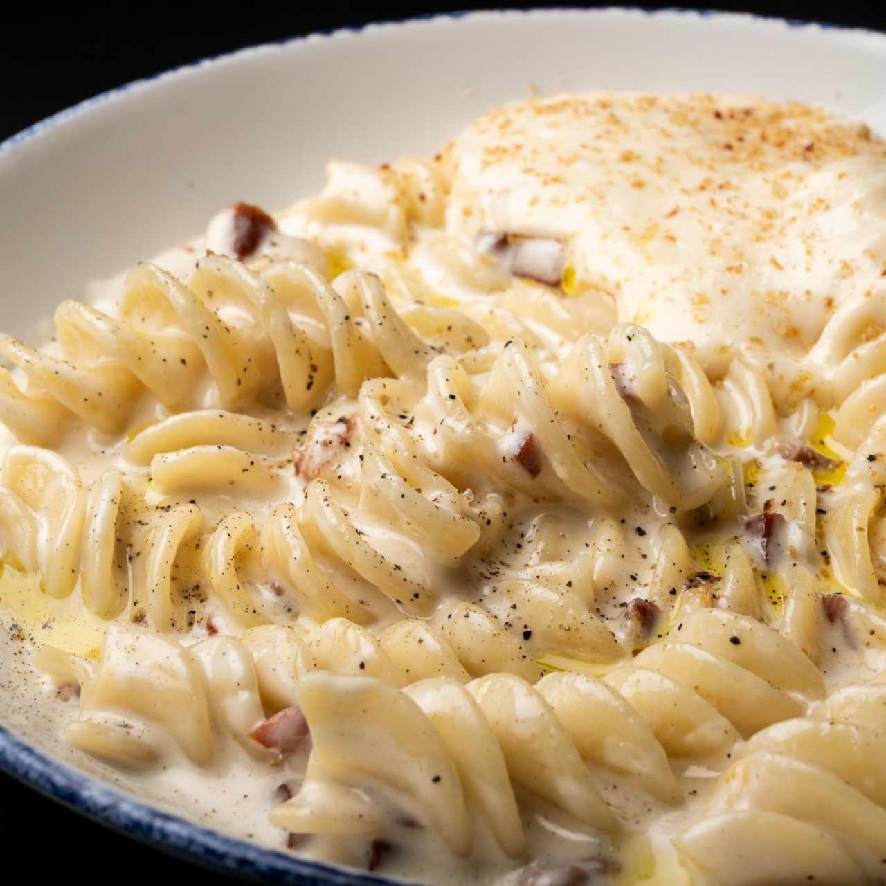 FUSILLI GIGANTI DI GRAGNANO AL PARMIGIANO TRUFADO