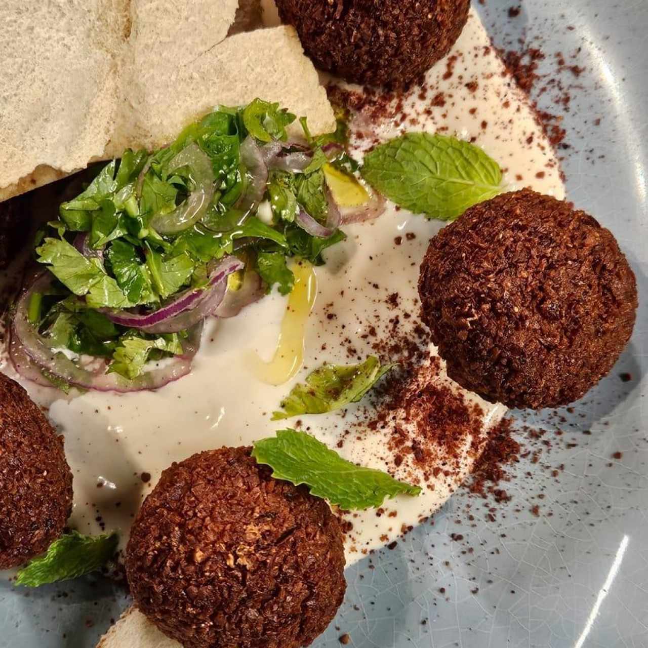Falafel & Hummus
