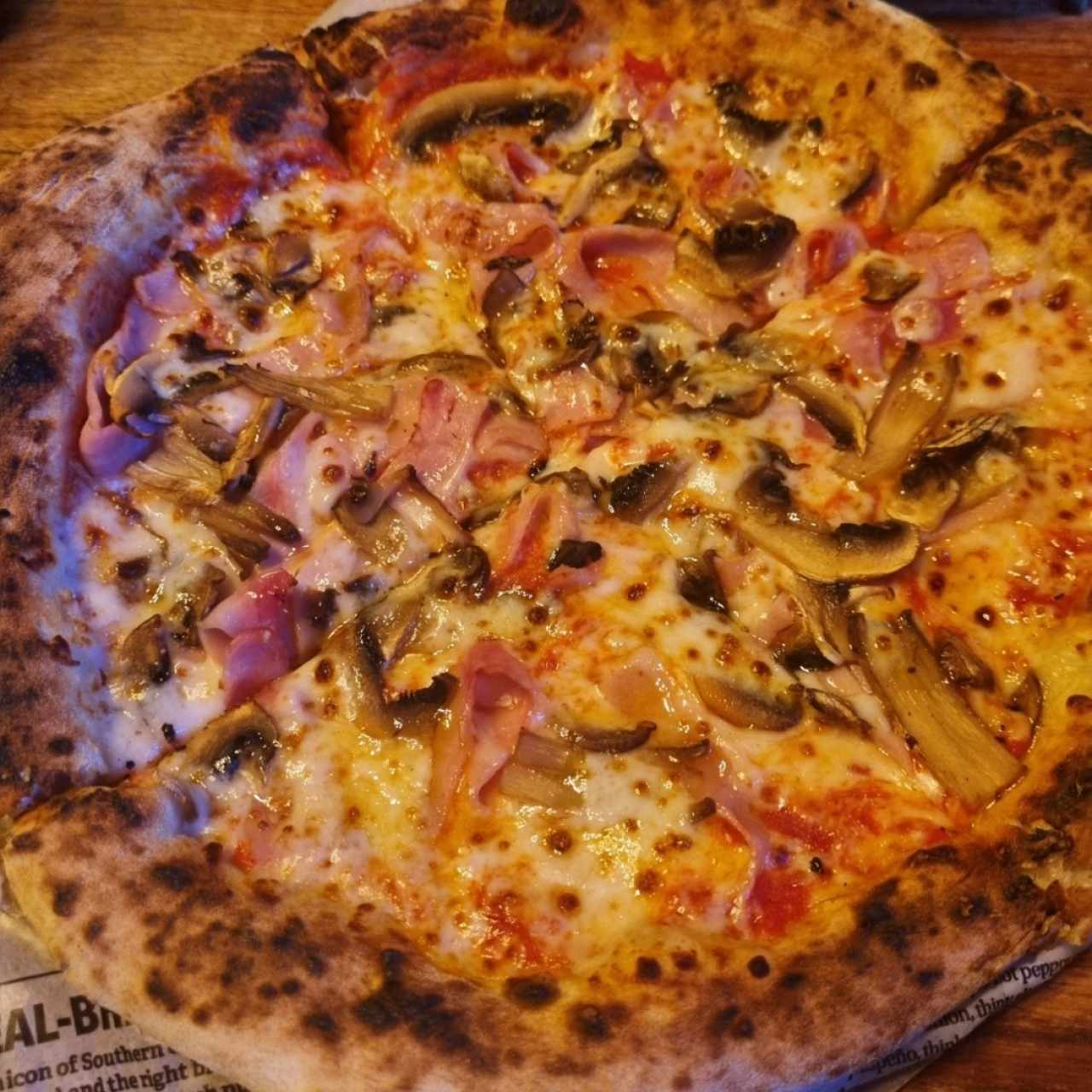 Pizza Hongos Jamón Trufa