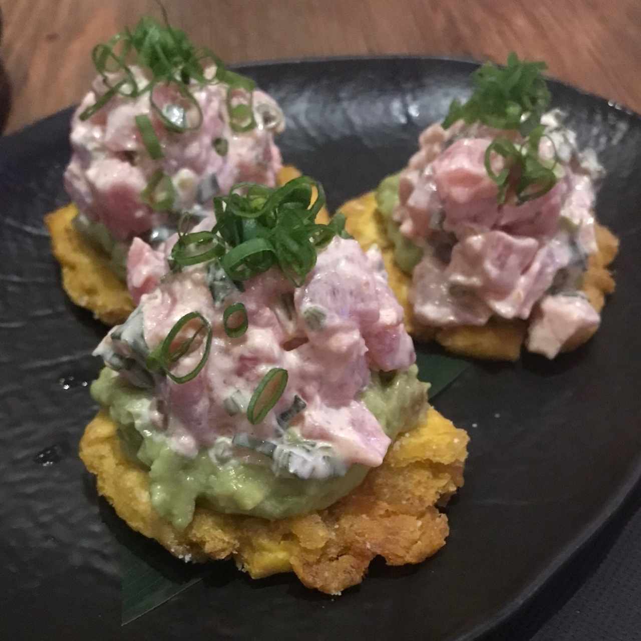 BAR BITES - Tostones De Atún
