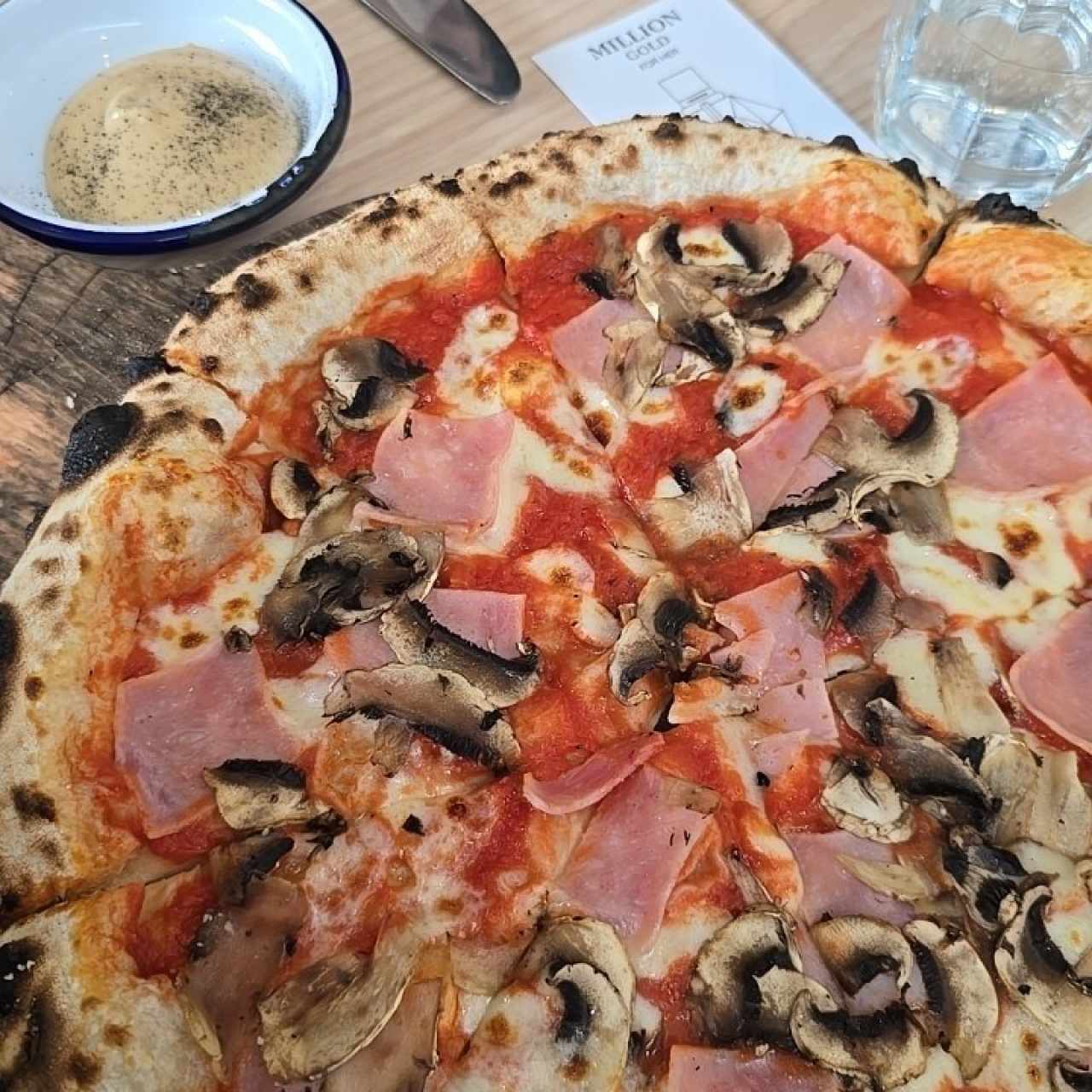 Pizzas Tradicionales - Pizza Prosciutto Funghi