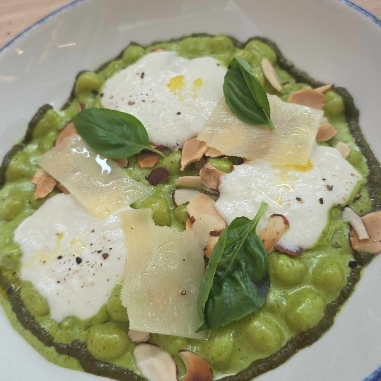 Gnocchi Al Pesto Rustico