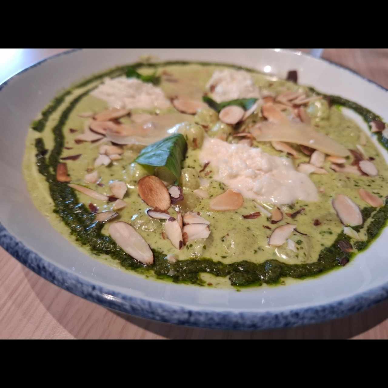 Gnocchi Al Pesto Rustico
