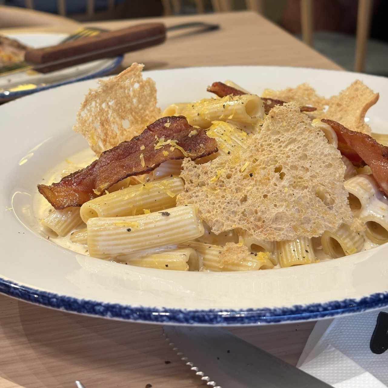 Rigatoni Ni Carbonara Ni Alfredo
