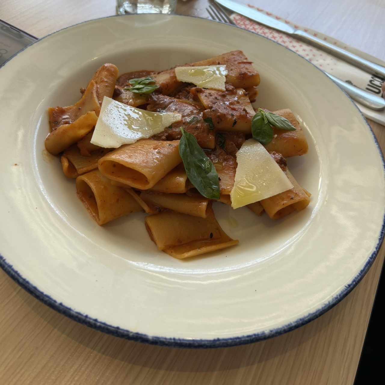 Pastas - Paccheri Alla Bolognesa