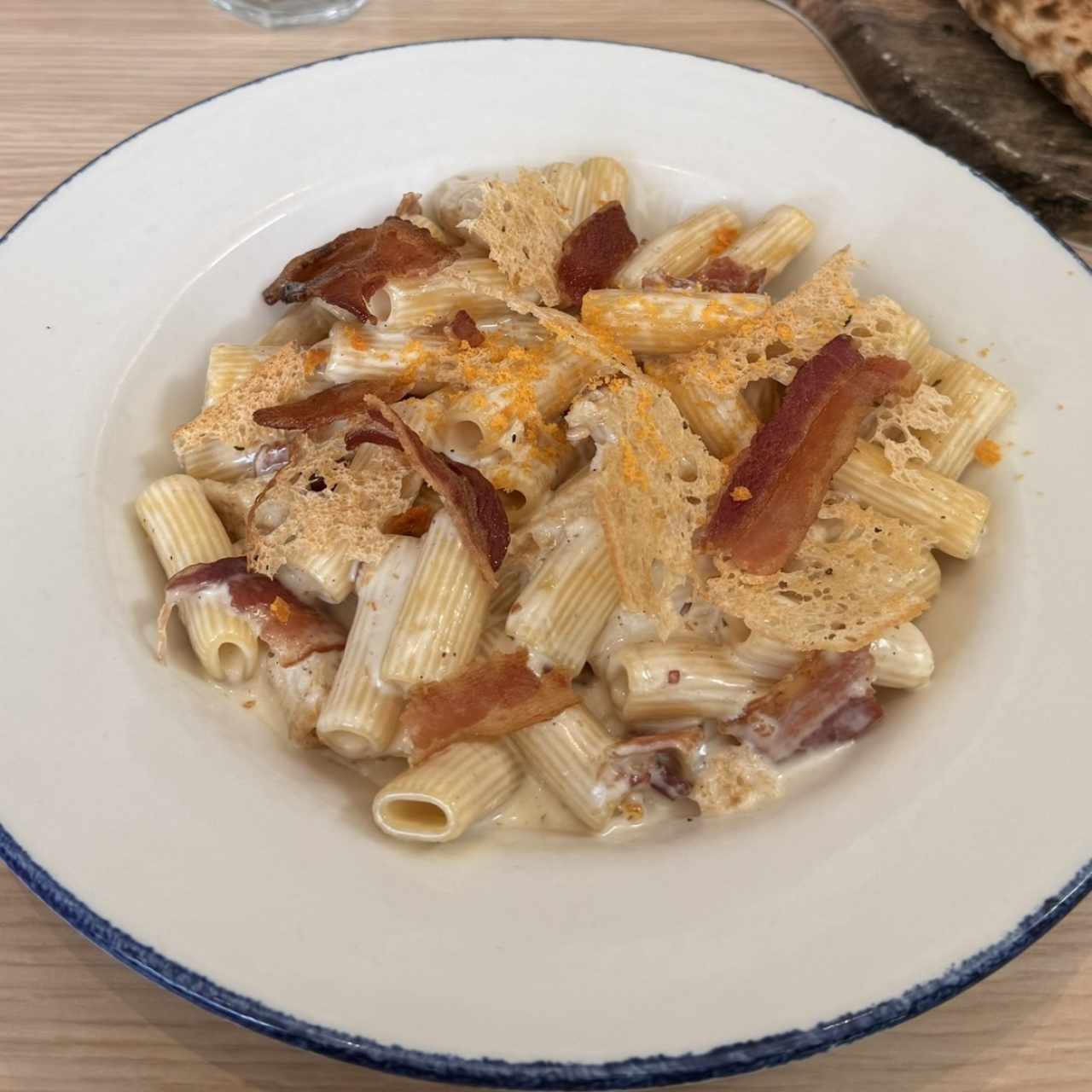 Rigatoni Ni Carbonara Ni Alfredo