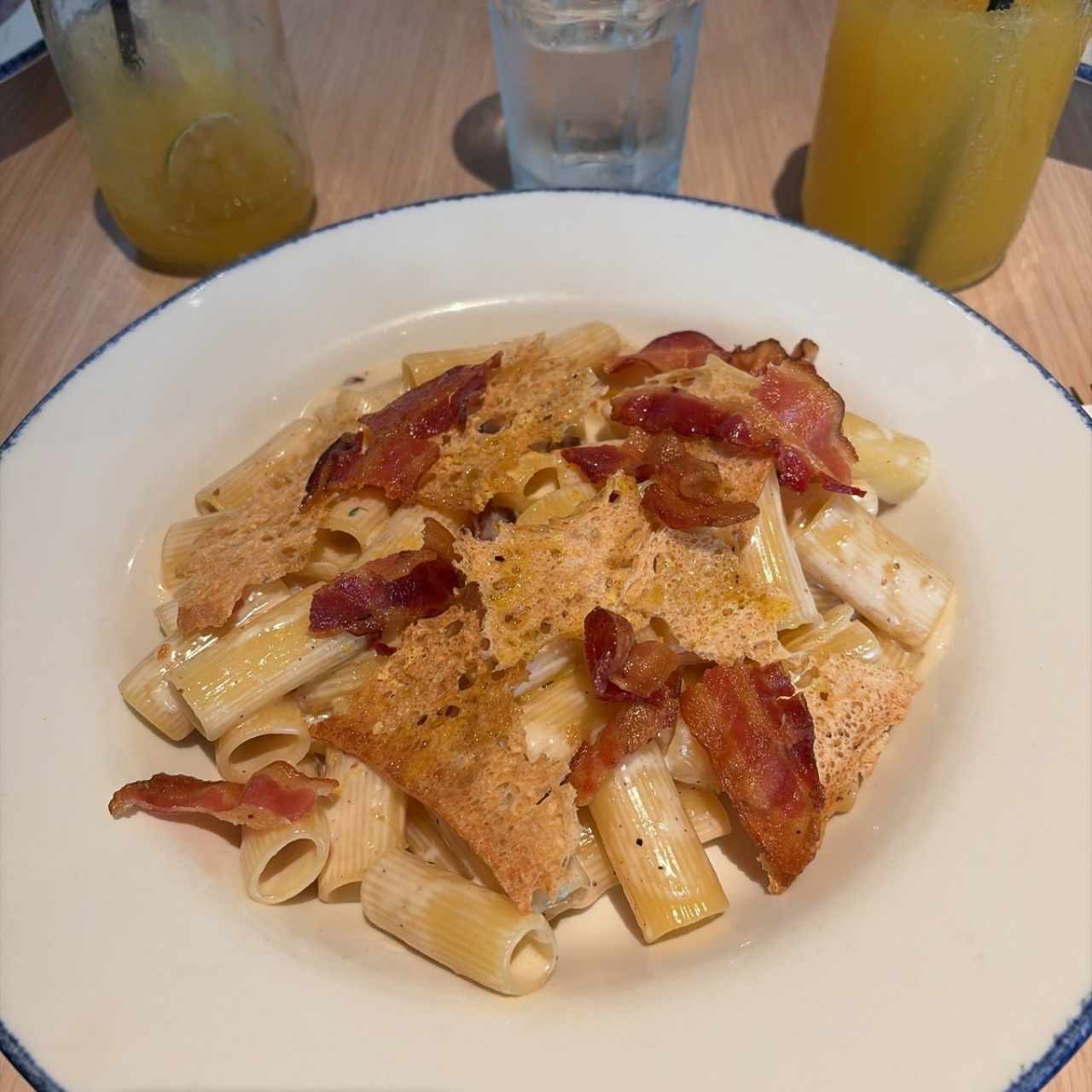 Rigatoni Ni Carbonara Ni Alfredo