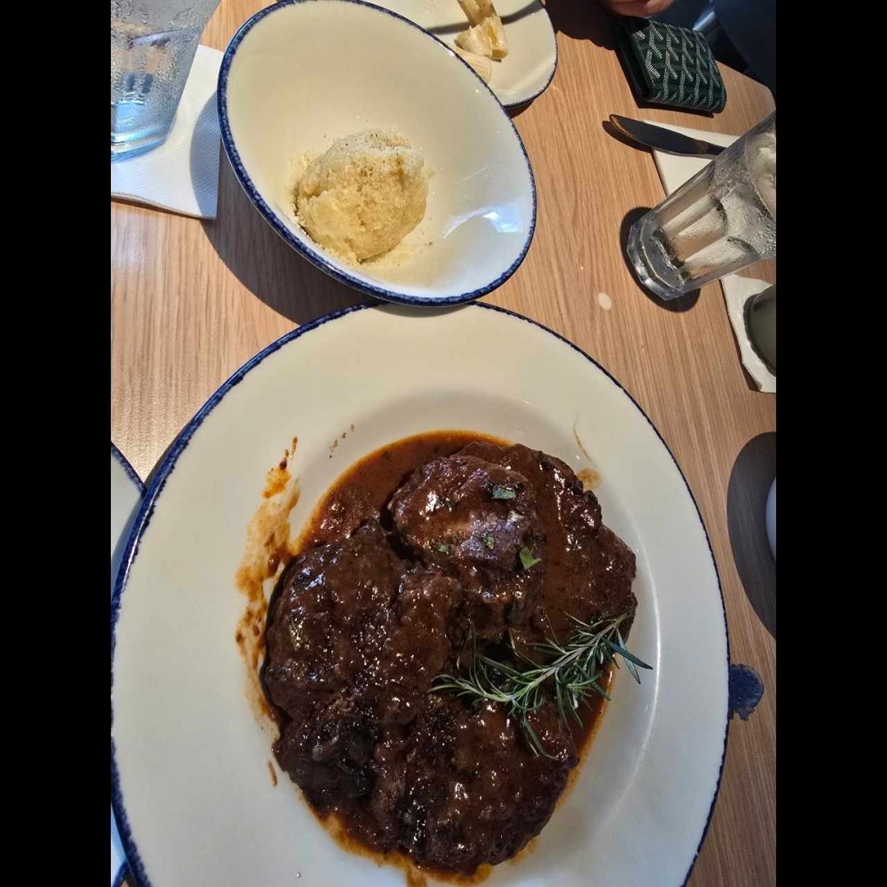 Secondi Piatti - Ossobuco