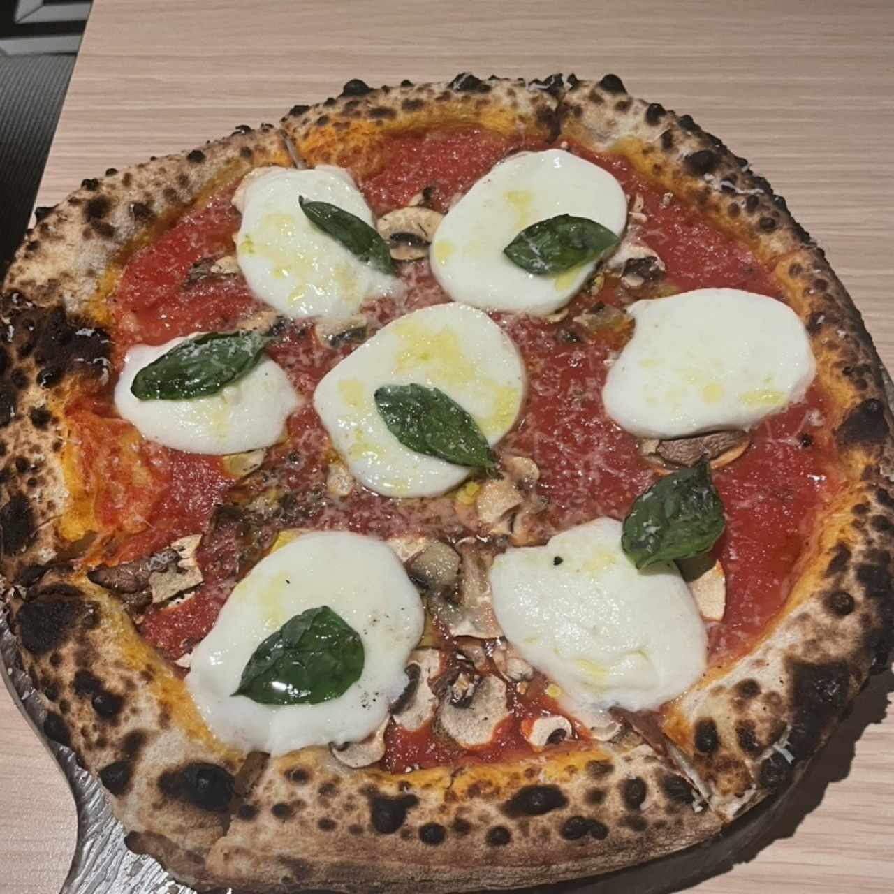 Pizzas Tradicionales - Pizza Margherita Napolitana