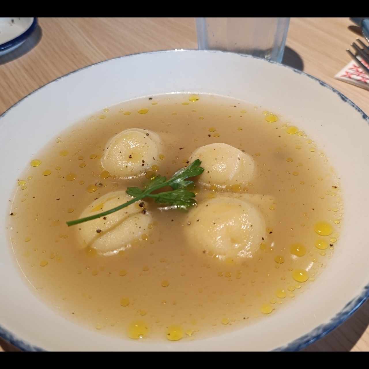 Zuppe - Tortelloni In Brodo